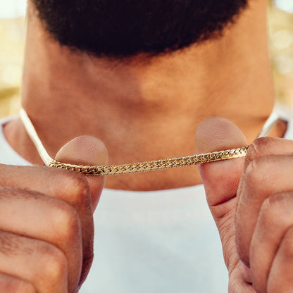 Cadena Grabada Oro Laminado 18k + Caja De Lujo Gratis + Bono De Descuento +33% Off + Envío Gratis . ¡SOLO POR HOY!