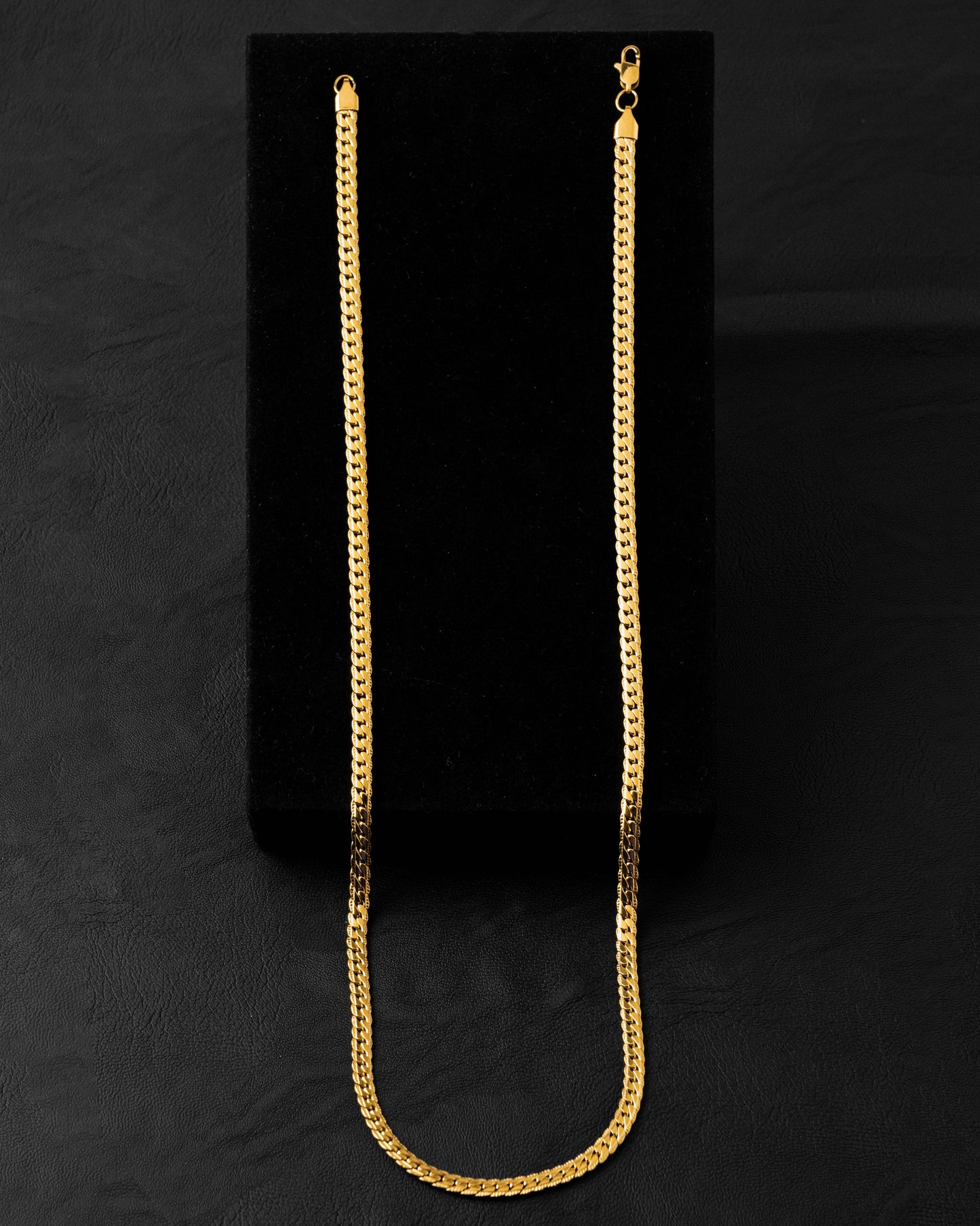 Cadena Grabada Oro Laminado 18k + Caja De Lujo Gratis + Bono De Descuento +33% Off + Envío Gratis . ¡SOLO POR HOY!