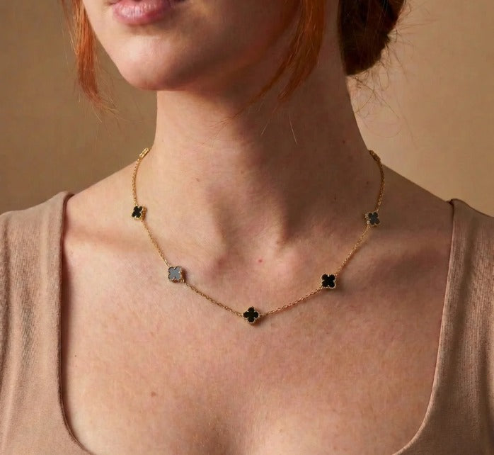 Cadena Trébol Negro Mujer