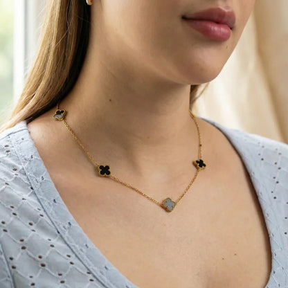 Cadena Trébol Negro Mujer